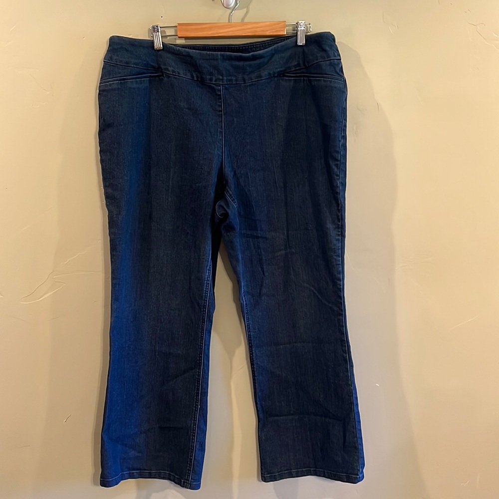 Westbound Woman Straight Leg Pull On Tummy Control Blue Jeans size 20W Short